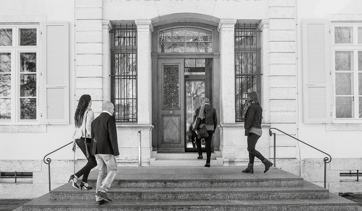 Salle du Musée d'histoire de La Chaux-de-Fonds disponible à la location pour des événements, réunions ou conférences.